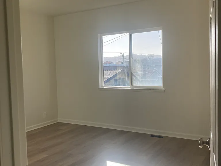 409 Orange Ave W — Photo 19