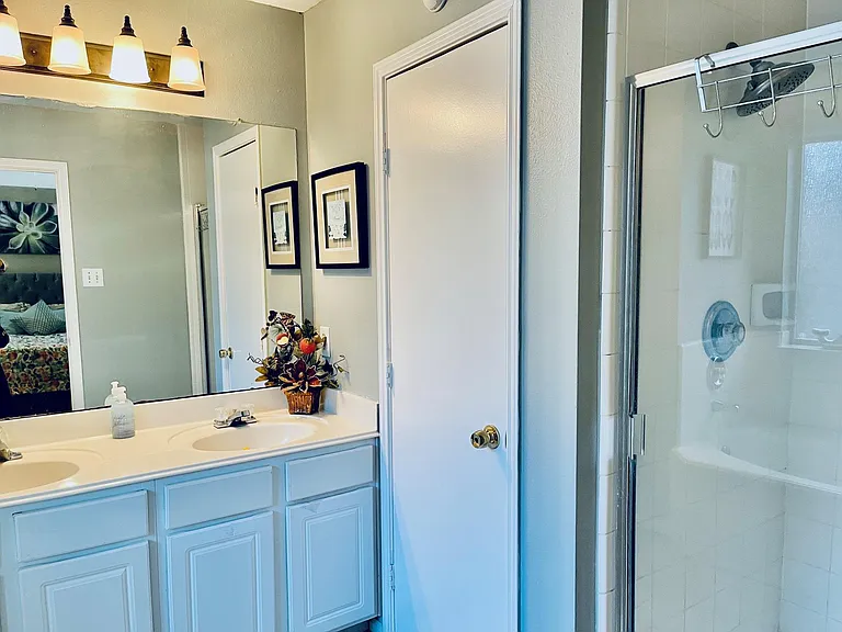 118 Willoughby Ct — Photo 22