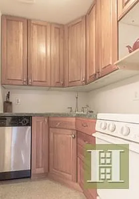 Rented by Halstead Real Estate | media 2