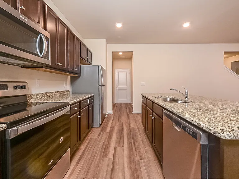437 Culloden Moor Dr — Photo 7