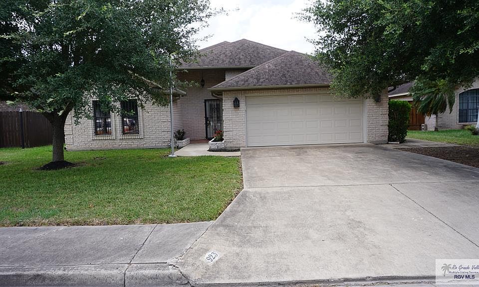 1st image of 923 Pueblo Ct