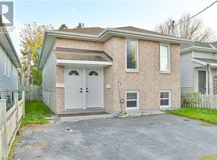 27B Metcalfe St, Quinte West, ON K8V 6S9