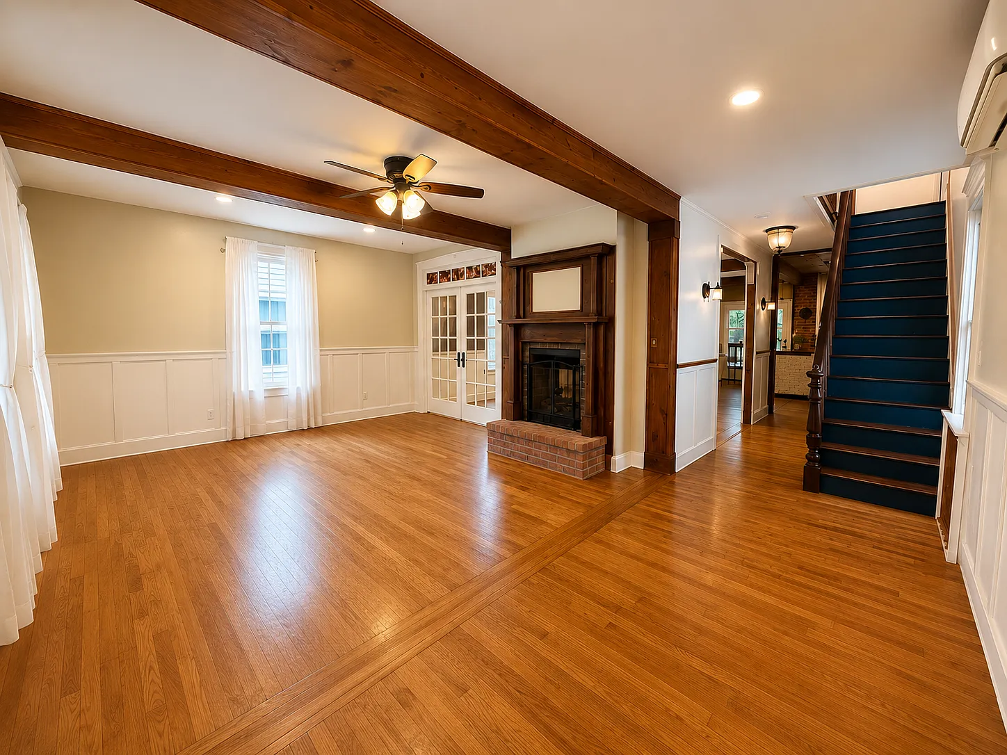 3 bed, 2.5 bath, 1796 sqft, $2,650 — Photo 3
