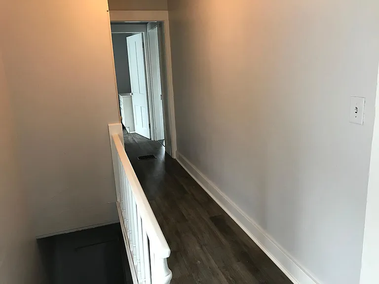 S Western Ave — Photo 14