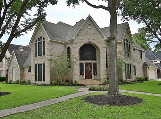 6782 Kestrel Ct, Houston, TX 77069