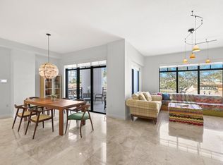 200 East, Boca Raton, FL 33432