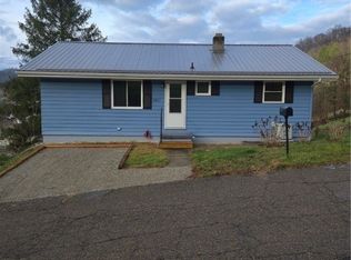 68437 Elm St, Bridgeport, OH 43912