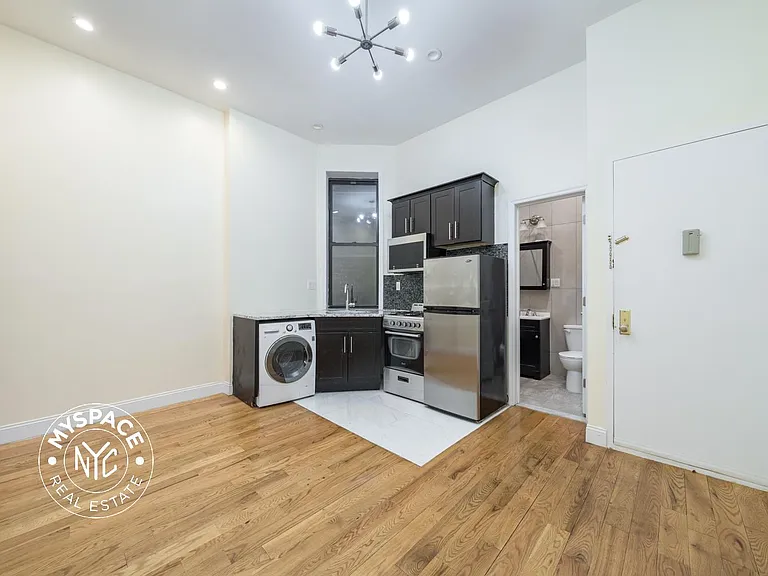 641 Saint Marks Ave #2C — Photo 1