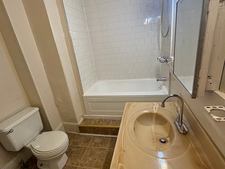 1018 N Calvert St #1F — Photo 4
