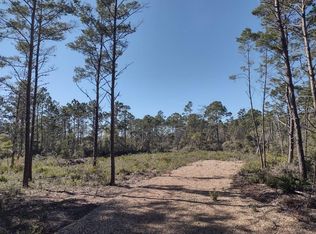 266 River Rd, Carrabelle, FL 32322