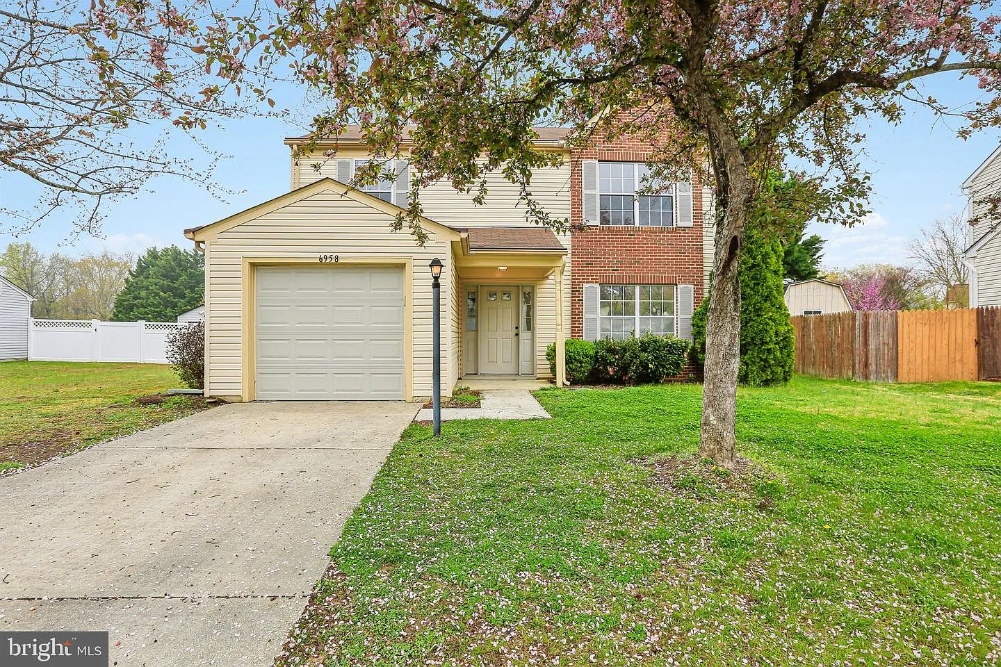 6958 Strawberry Dr photo 1
