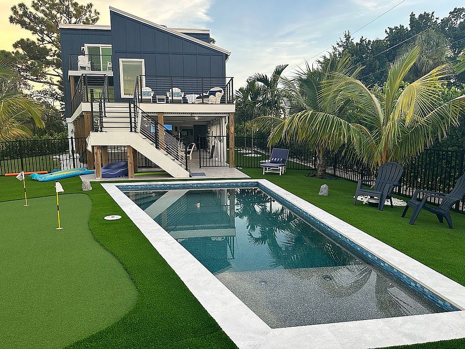 1st image of 27601 Riverdale Ln