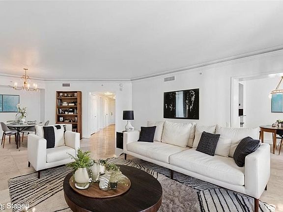 3rd image of 2857 Paradise Rd Unit 704