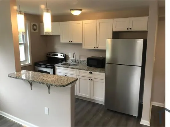 1301 N Woodington Rd, Baltimore, MD 21229