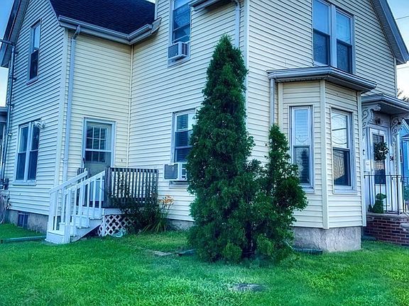 4th image of 94 Lynnfield St