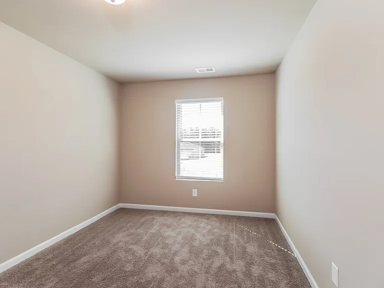 115 Quarry Cir — Photo 14