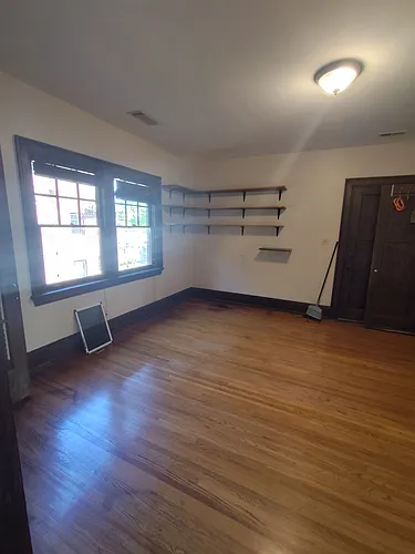 1400 Duncan Ave Photo 1