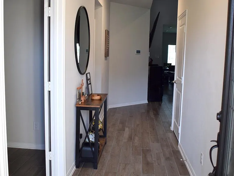 1523 Alpine Dr — Photo 13