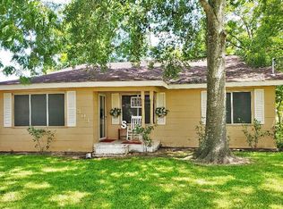503 S 17th St, West Columbia, TX 77486