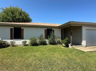 1306 Berry Dr, Cleburne, TX 76033
