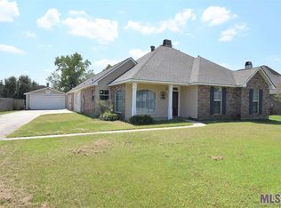 8114 Acadiana Ave, Denham Springs, LA 70706