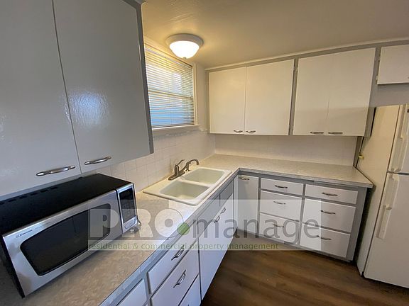 4th image of 636 N 14th Ave #1/2