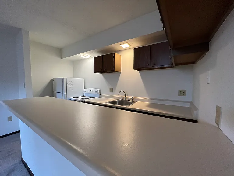 Wellington One Apartments — Photo 31