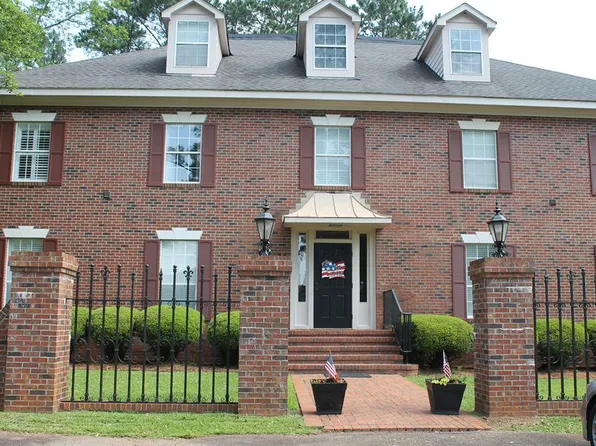 120 Country Club Dr APT D, Americus, GA 31709