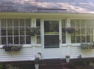 74 Hill St, Gloversville, NY 12078