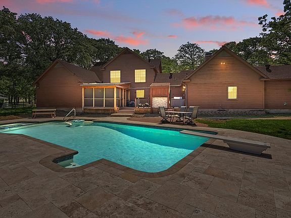 5th image of 1189 W Jeter Rd