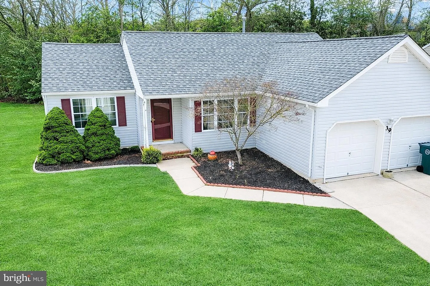 39 Jared Ln photo 1
