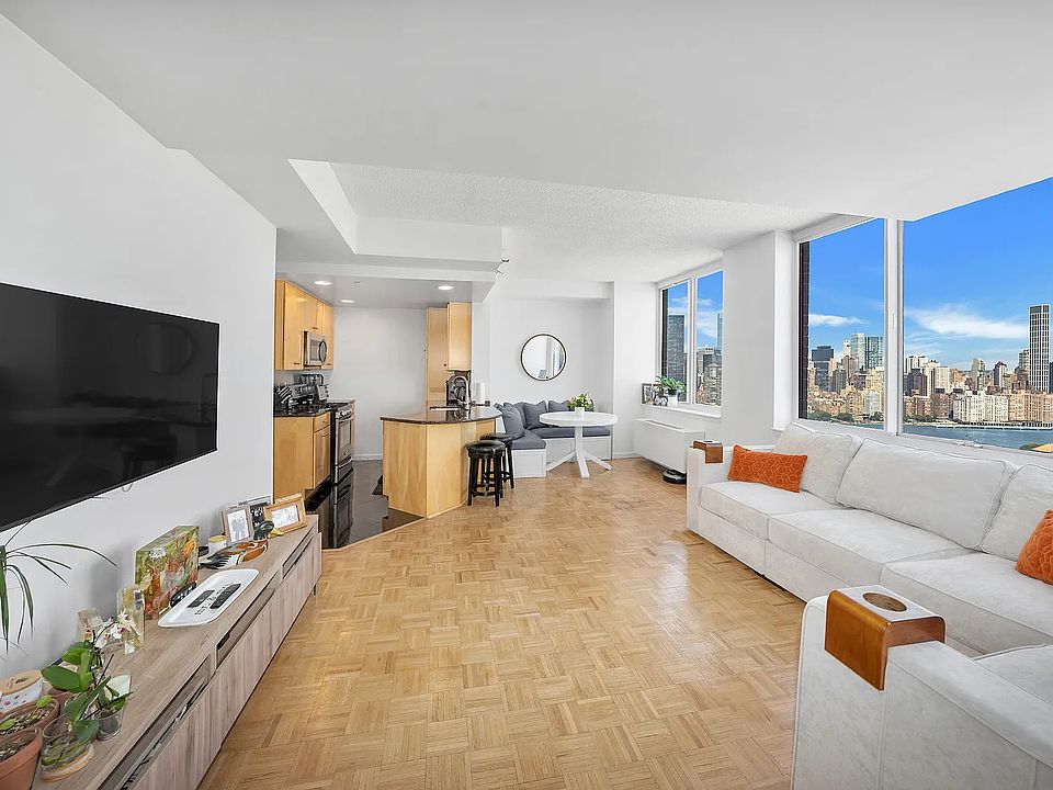 1st image of 4-74 48th Ave #4D