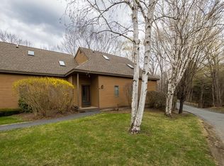 1140 Murphys Rd #4A, Hartford, VT 05047