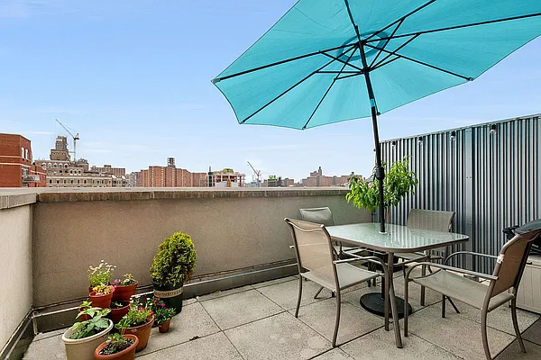 Rented by Compass | media 4