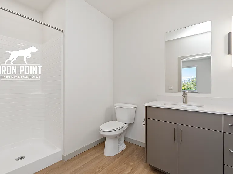 2219 W Kootenai St — Photo 15