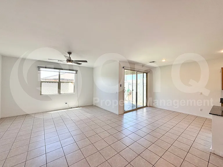 7027 E Gamebird Way — Photo 8