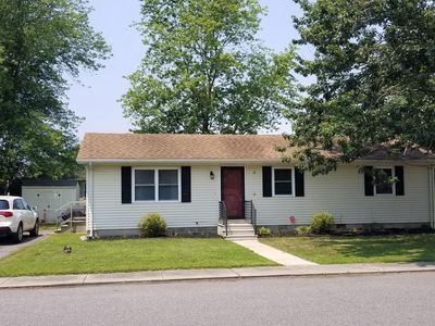 122 Lovers Ln, Felton, DE, 19943