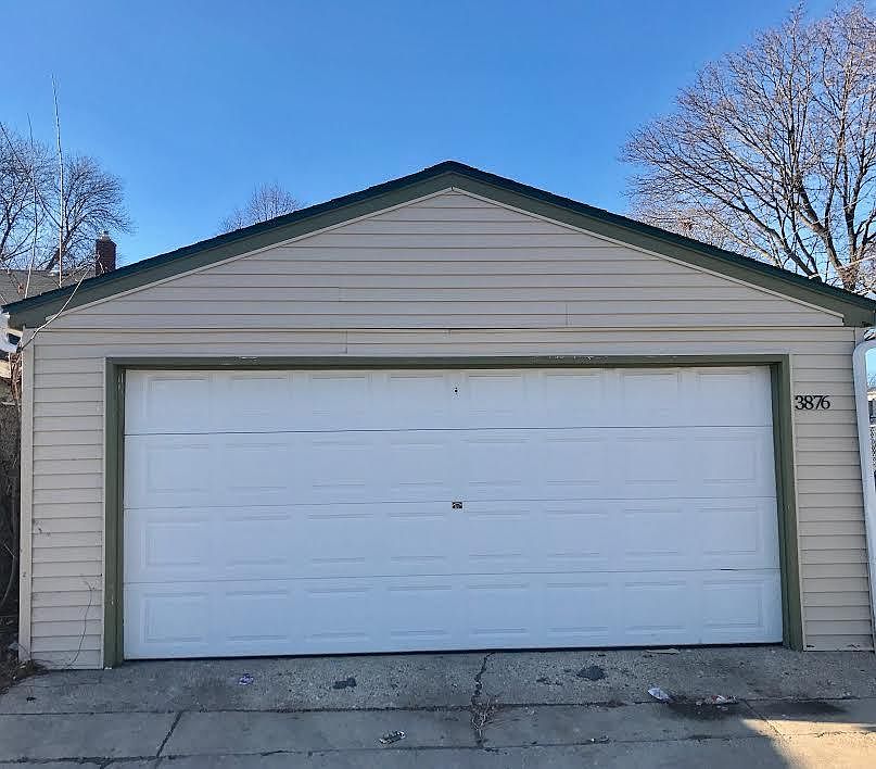 2nd image of 3876 N 36th St
