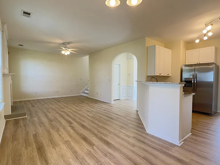 412 Woodruff Lake Way — Photo 5