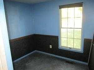 A140LC1 BEDROOM