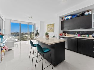 Ivy, Miami, FL 33130