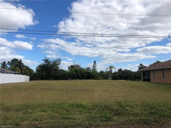 5th image of 37 SE 23rd Ave
