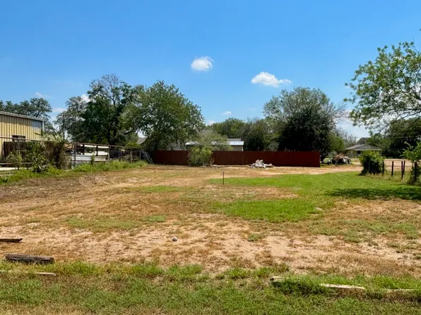 00 Renfro LOT 6, Devine, TX 78016
