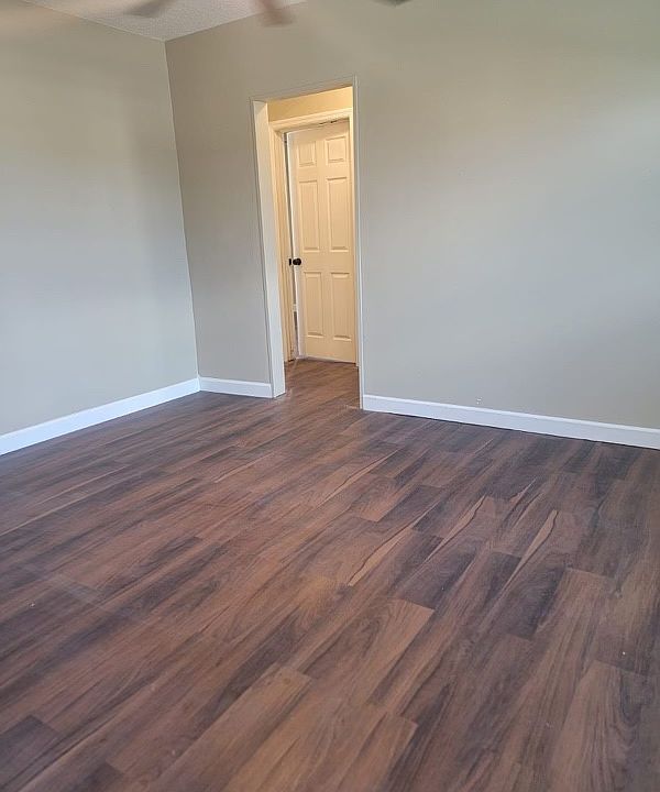 1st image of 1130 W 13th St