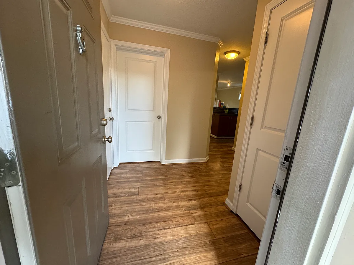 Building Photo - 15060 NW Central Dr #1104