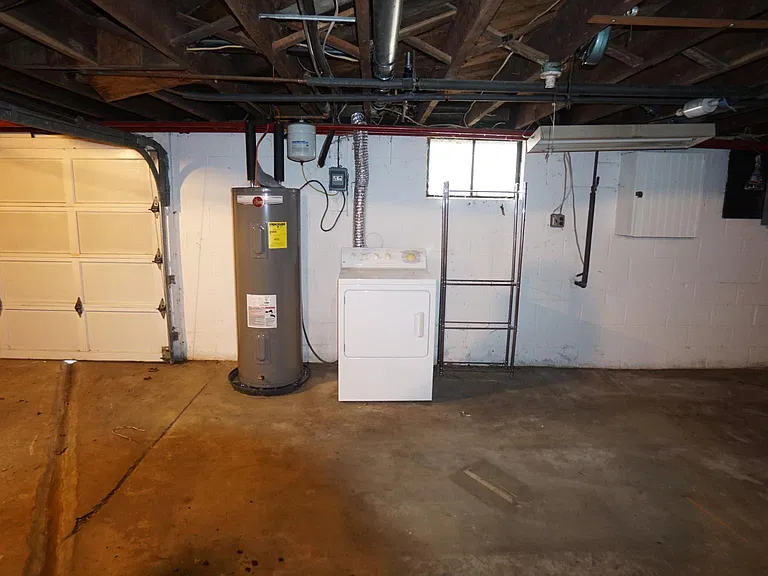 405 Bondsville Rd — Photo 20