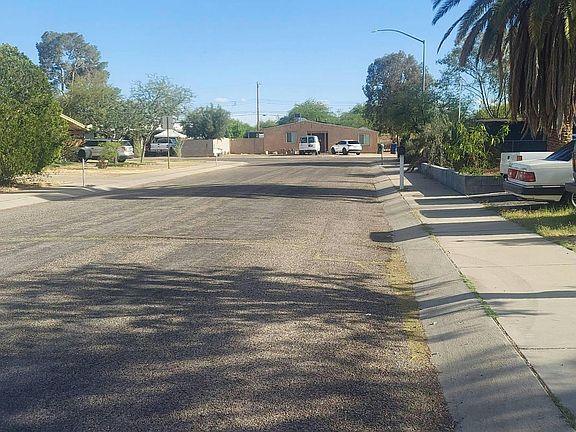 5th image of 2122 S Magnolia Ave