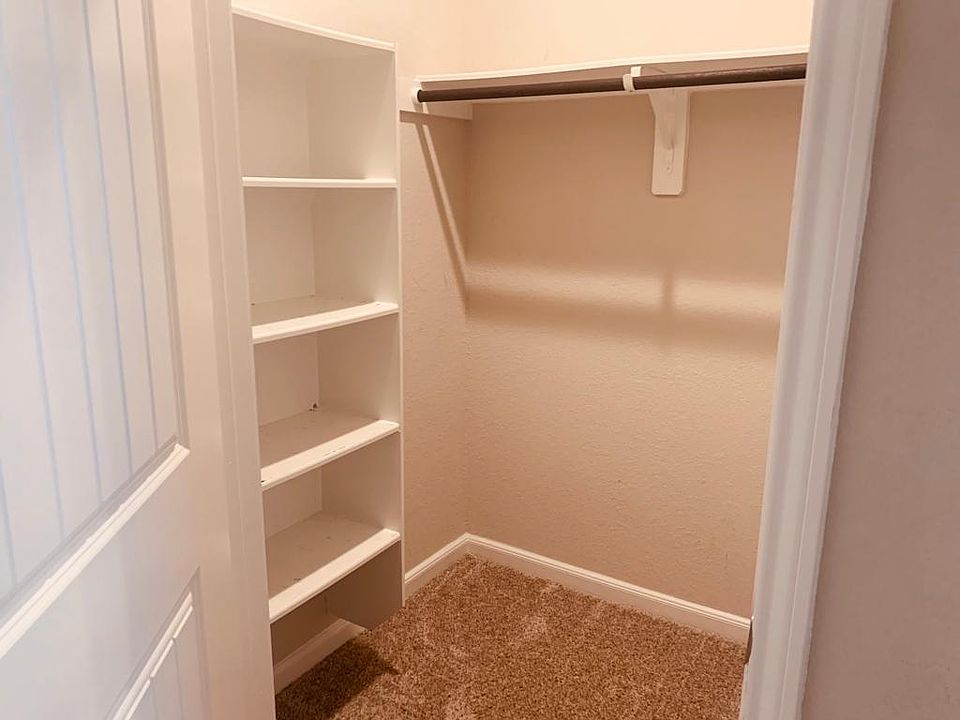 1st image of 29310 Kellys Falls Ct