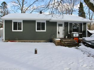 1589 Naylor St, West Bloomfield, MI 48324