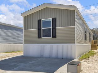 3152 Korea Cir, Fayetteville, NC 28306